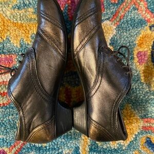 Taos Footwear Metallic Brogues